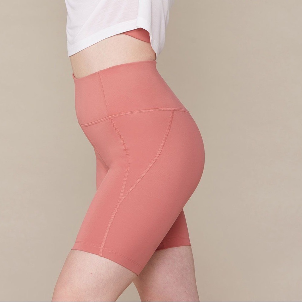 Girlfriend Collective High rise bike short! SZ S